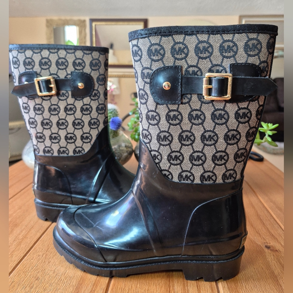 MICHAEL Michael Kors‎ Logo Rainboots - Size 6